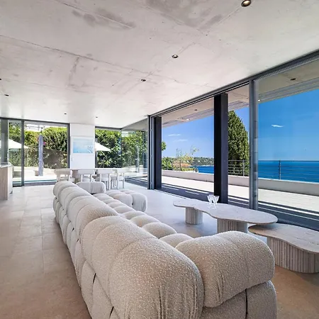 Neuve, Proche Monaco *